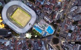 Apartamento em Perdizes próximo ao Allianz com Wi-fi 500MB, Garagem e Piscina no Rooftop